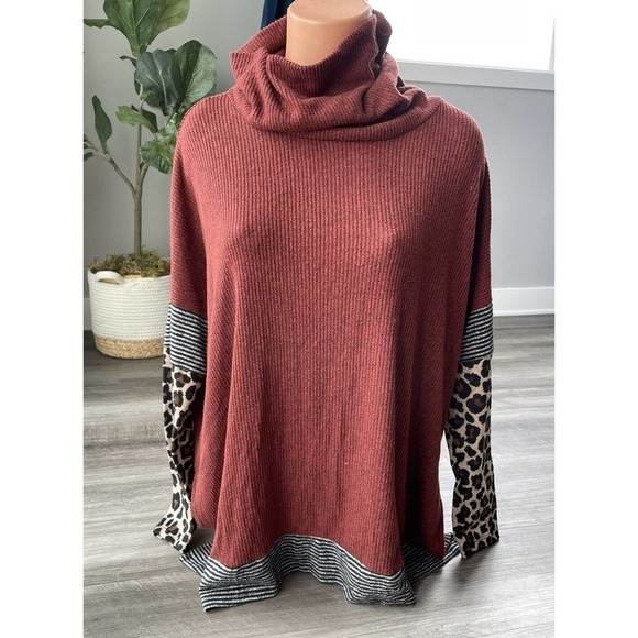First Love by Lovelyn Sweater Rust Animal Print Oversized S Top Soft E8 - Picture 1 of 6